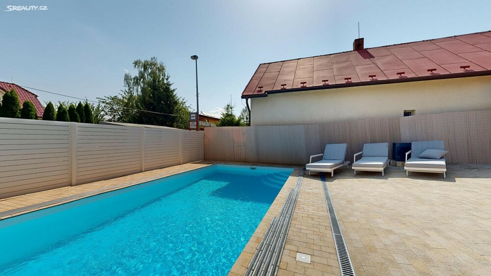 Prodej rodinného domu 197 m², pozemek 621 m²
