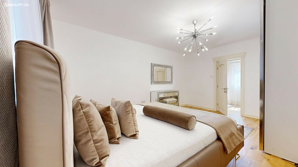 Prodej rodinného domu 197 m², pozemek 621 m²