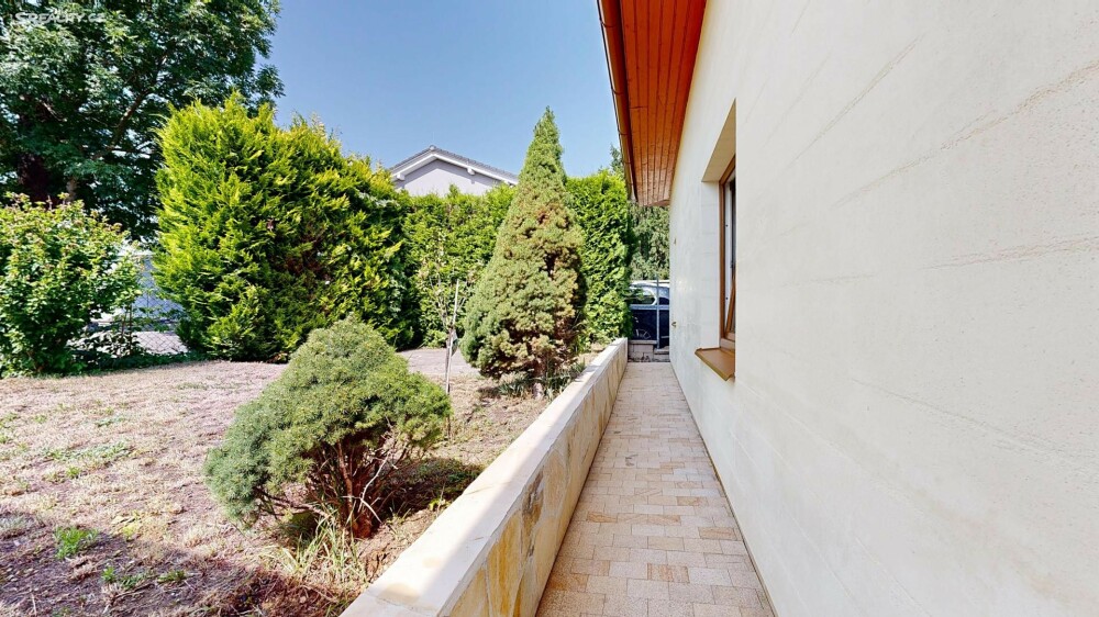 Prodej rodinného domu 197 m², pozemek 621 m²